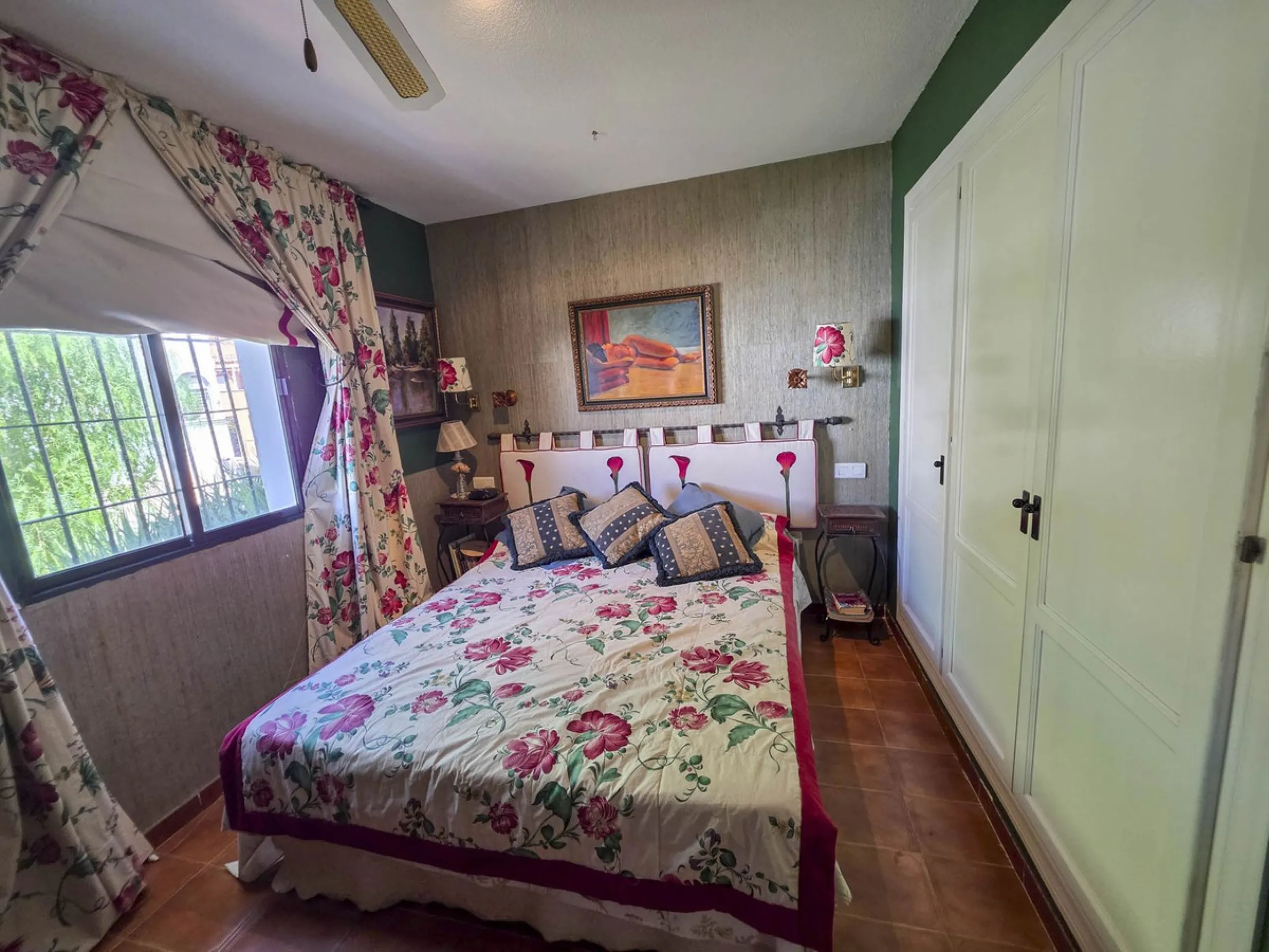 Charming Townhouse in Marina de Casares