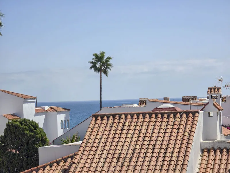 Charming Townhouse in Marina de Casares