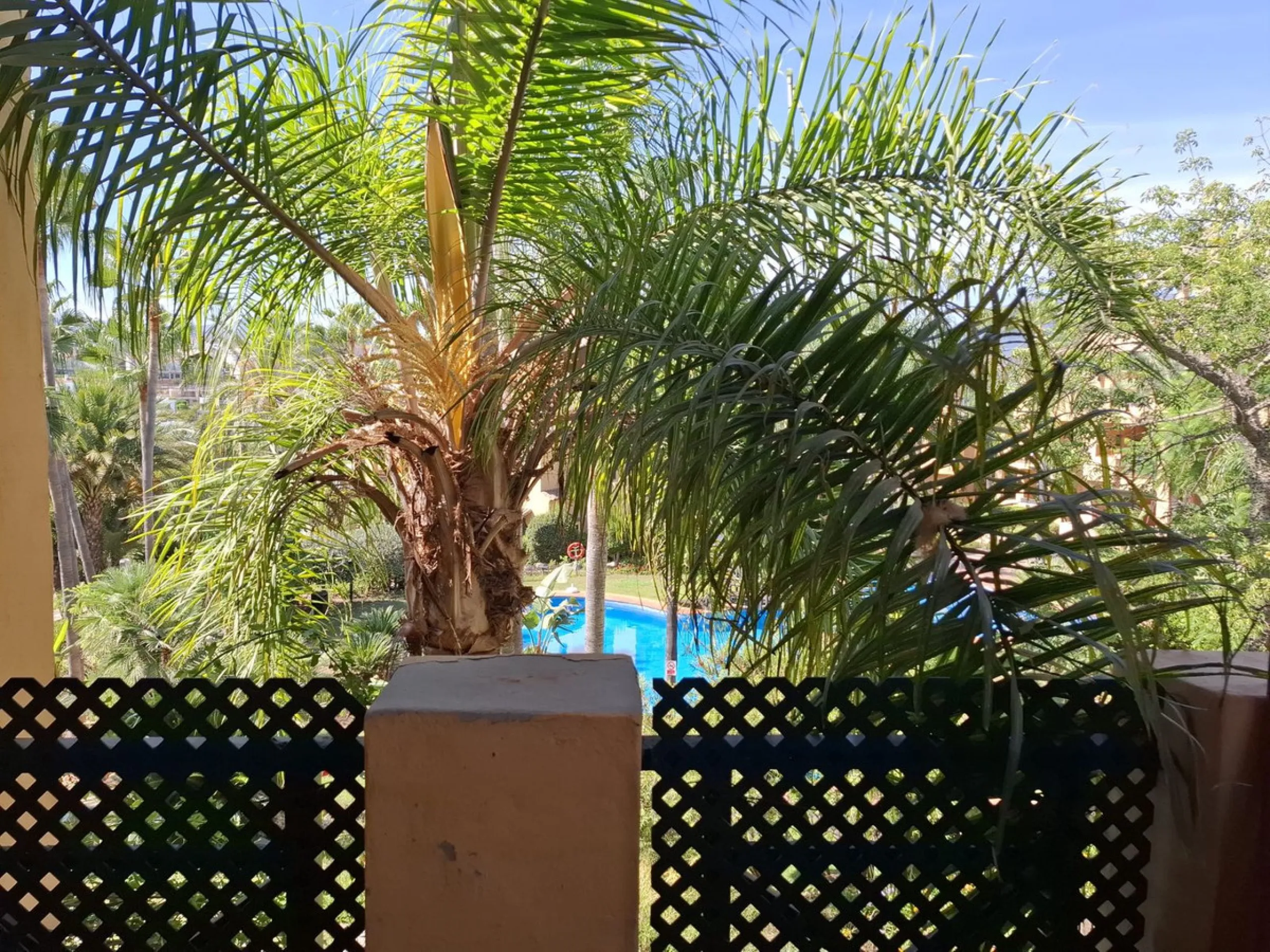 Spacious apartment in El Campanario with terrace + optional garage and storage room