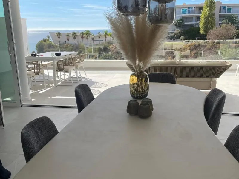 Luxury Apartment with tourist license for Sale in Benalmádena  The one– sea views - Jacuzzi - 2 parking spaces -direct access to apartment with llift