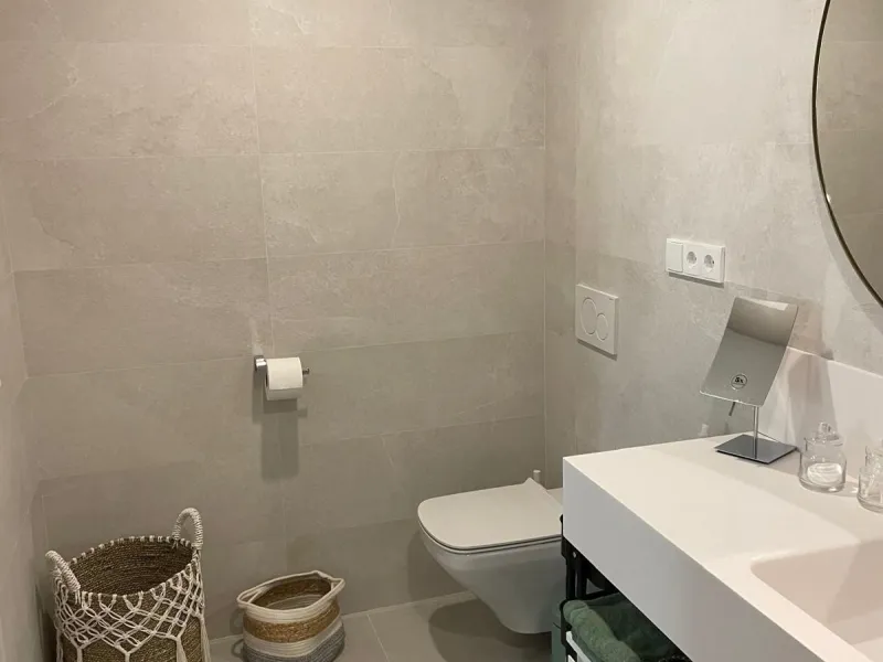 Luxury Apartment with tourist license for Sale in Benalmádena  The one– sea views - Jacuzzi - 2 parking spaces -direct access to apartment with llift