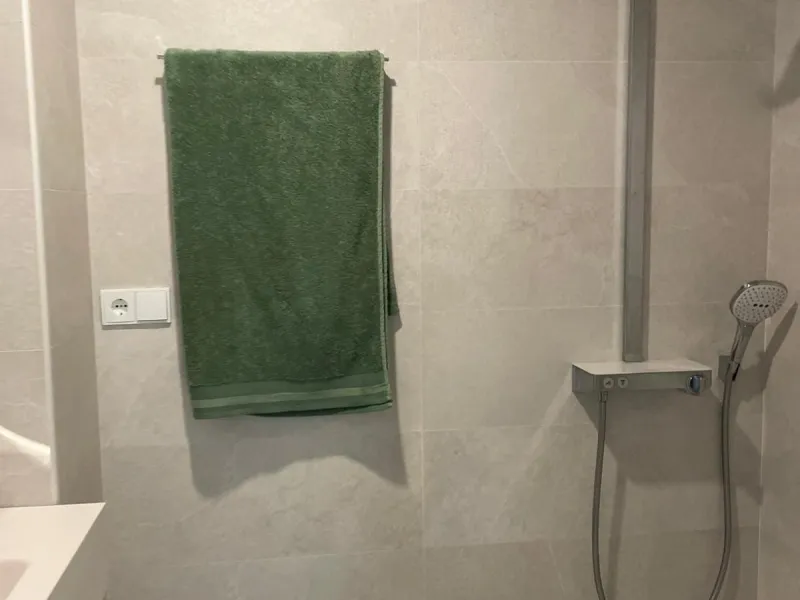Luxury Apartment with tourist license for Sale in Benalmádena  The one– sea views - Jacuzzi - 2 parking spaces -direct access to apartment with llift