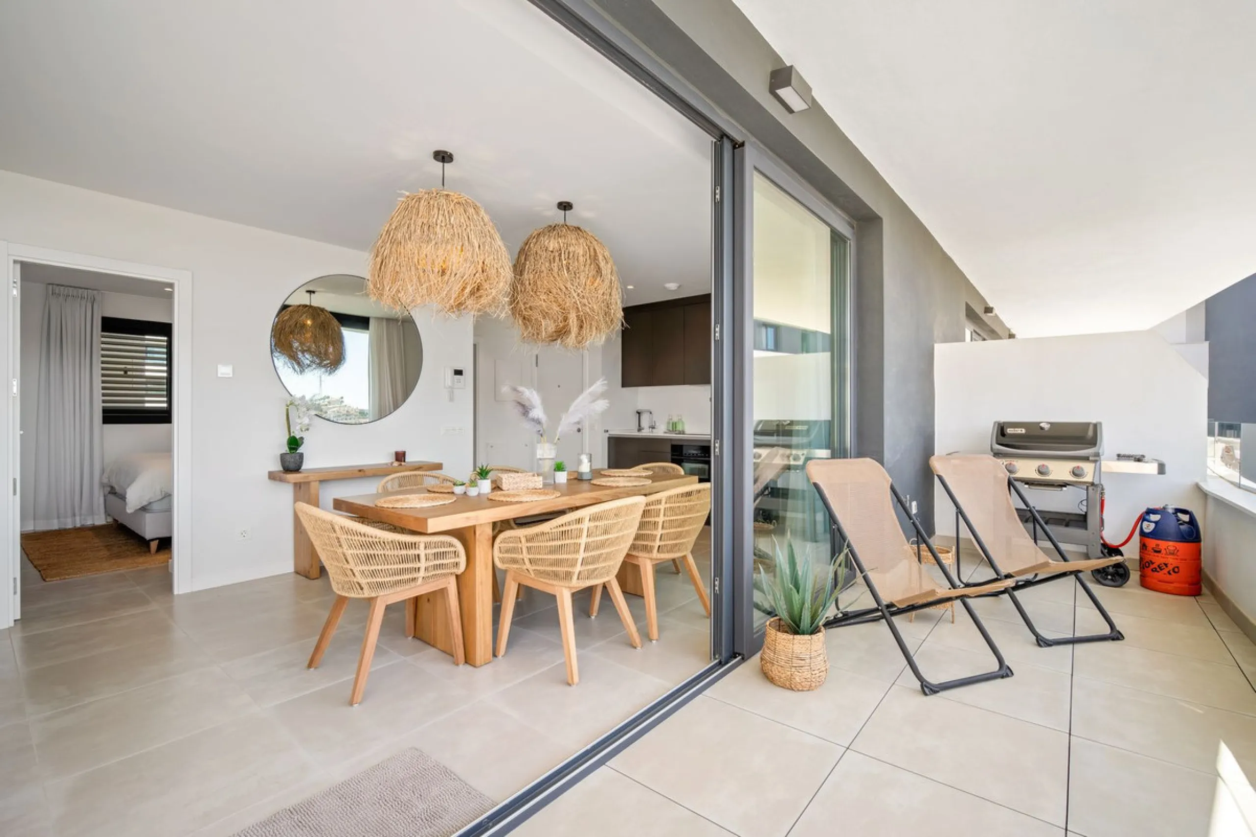 Apartment - Middle Floor Apartment в продаже в Fuengirola, Málaga. В доме 2 спален и 1 ванных комнат. Площадь дома 76 м²