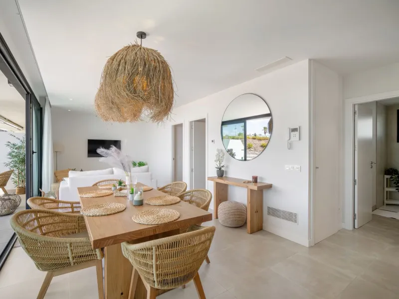 Apartment - Middle Floor Apartment в продаже в Fuengirola, Málaga. В доме 2 спален и 1 ванных комнат. Площадь дома 76 м²
