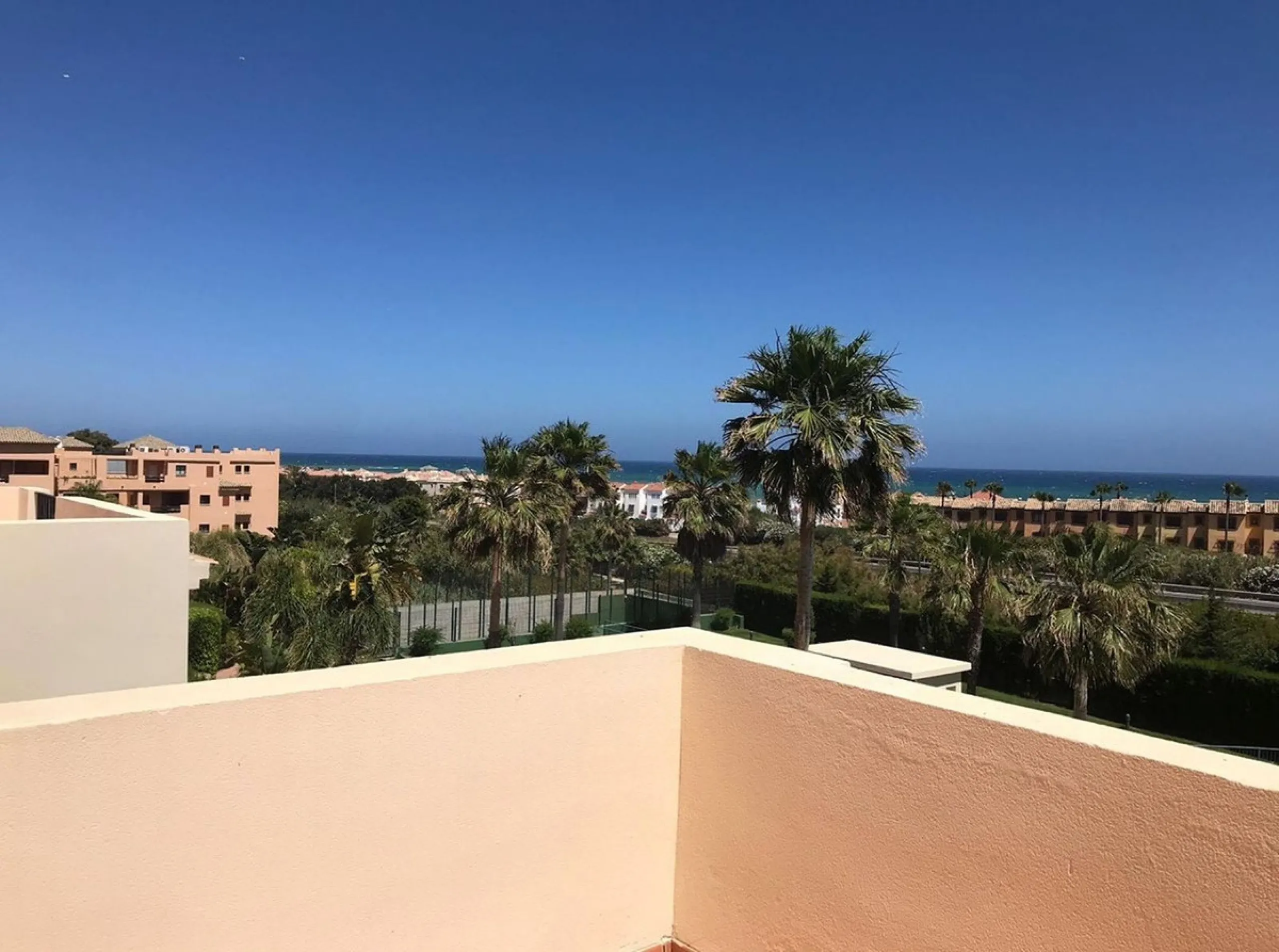 Apartment - Penthouse в продаже в Manilva, Málaga. В доме 3 спален и 4 ванных комнат. Площадь дома 114 м²