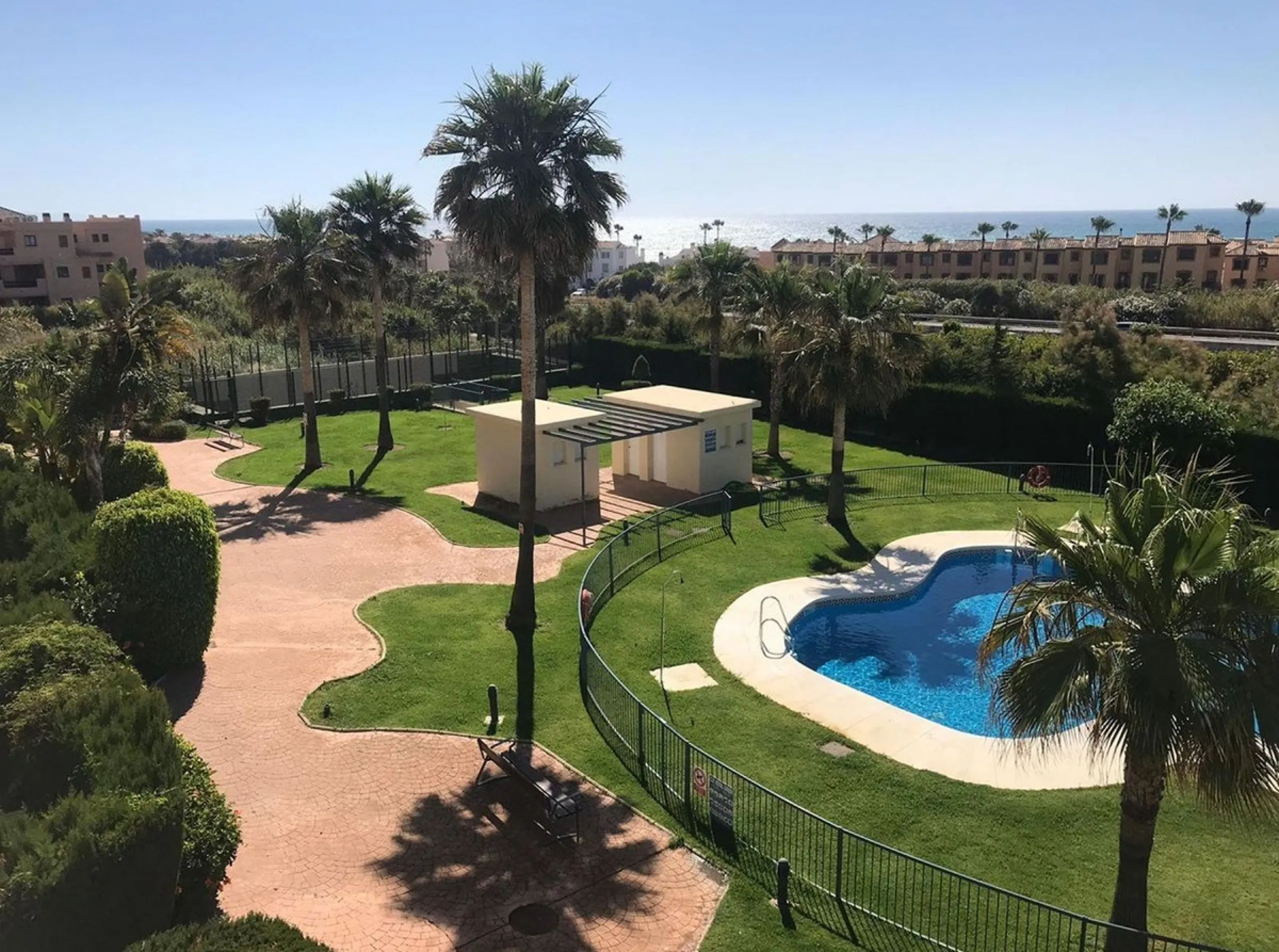 Apartment - Penthouse в продаже в Manilva, Málaga. В доме 3 спален и 4 ванных комнат. Площадь дома 114 м²