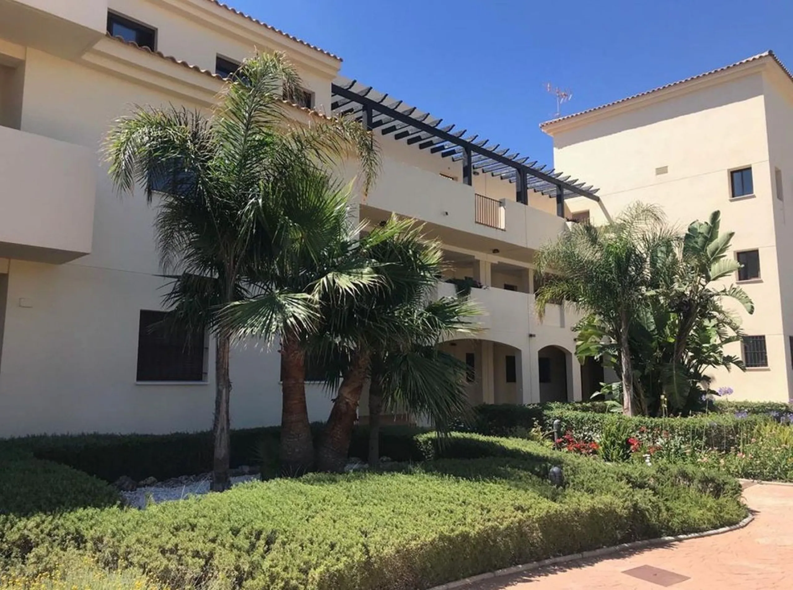 Apartment - Penthouse в продаже в Manilva, Málaga. В доме 3 спален и 4 ванных комнат. Площадь дома 114 м²