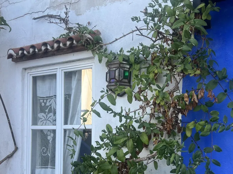 For Sale – Timeless Townhouse with Sea Views & Endless Potential in Marbella Old Town