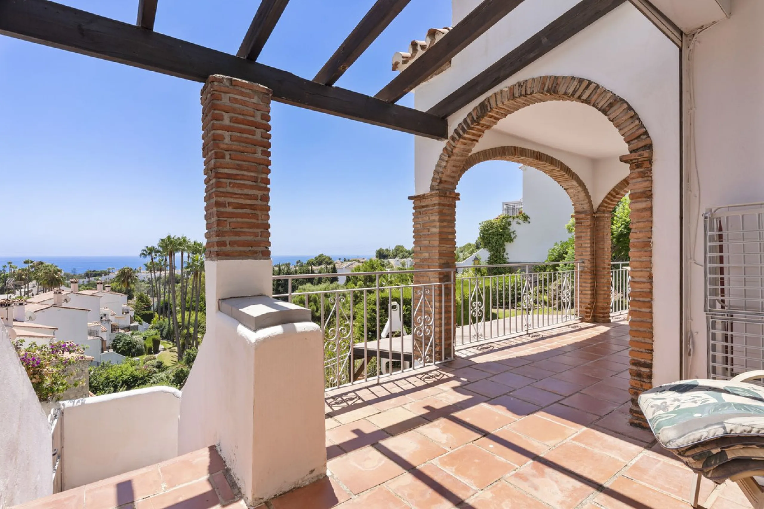 RECENTLY REDUCED FOR A QUICK SALE BY €50.000 !!