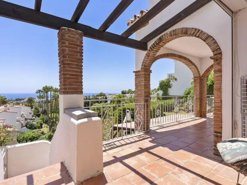 RECENTLY REDUCED FOR A QUICK SALE BY €50.000 !!