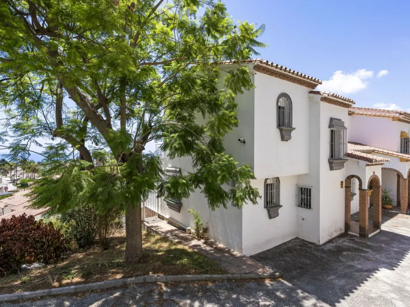 RECENTLY REDUCED FOR A QUICK SALE BY €50.000 !!