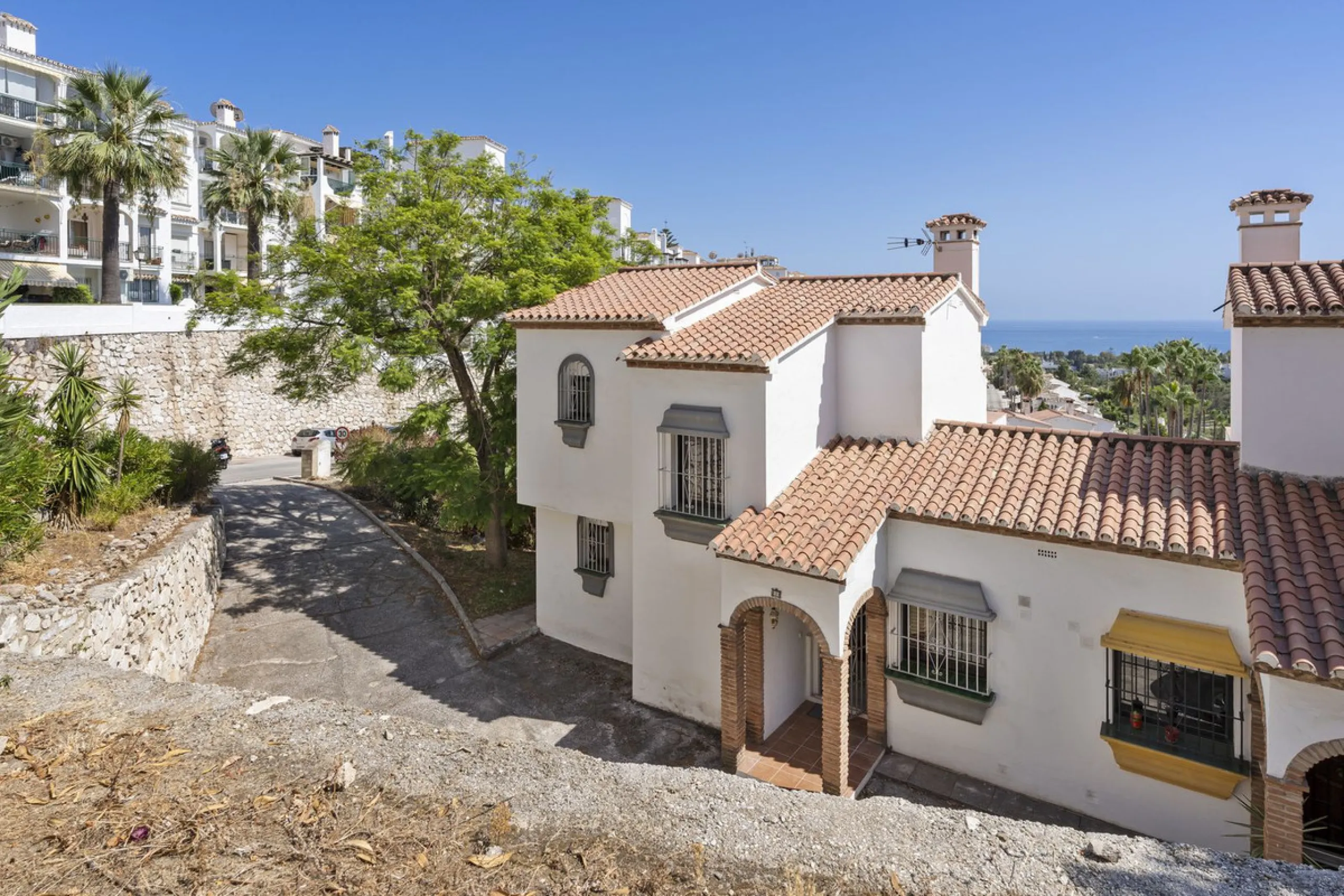 RECENTLY REDUCED FOR A QUICK SALE BY €50.000 !!