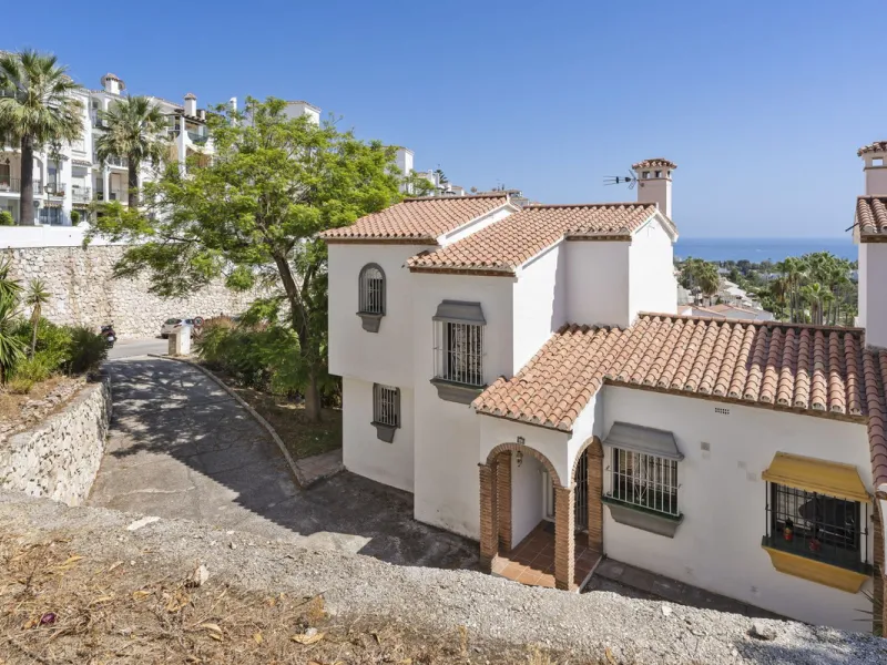 RECENTLY REDUCED FOR A QUICK SALE BY €50.000 !!