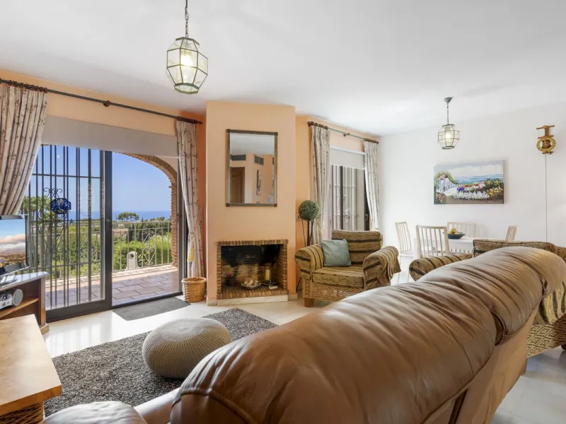 RECENTLY REDUCED FOR A QUICK SALE BY €50.000 !!