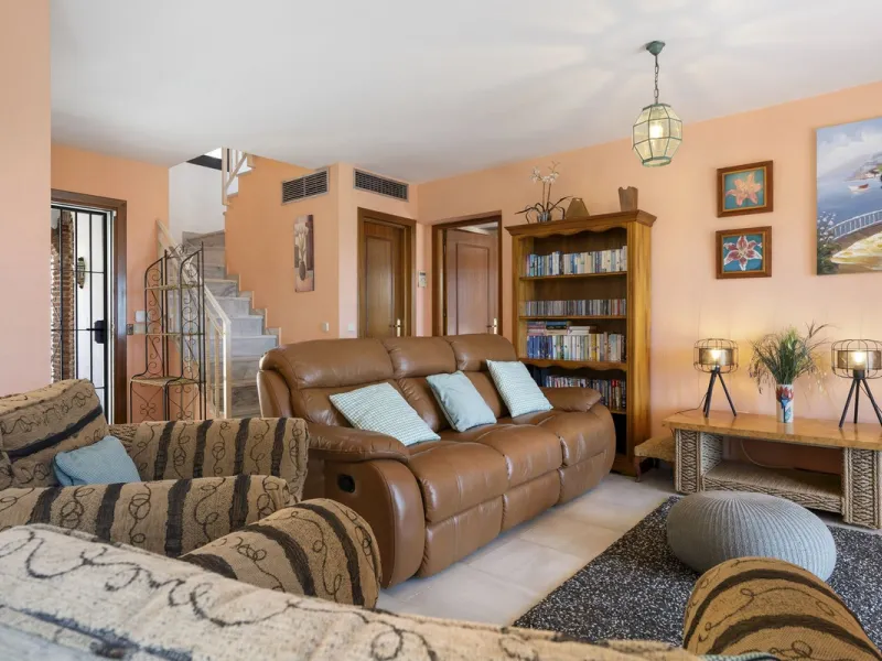 RECENTLY REDUCED FOR A QUICK SALE BY €50.000 !!