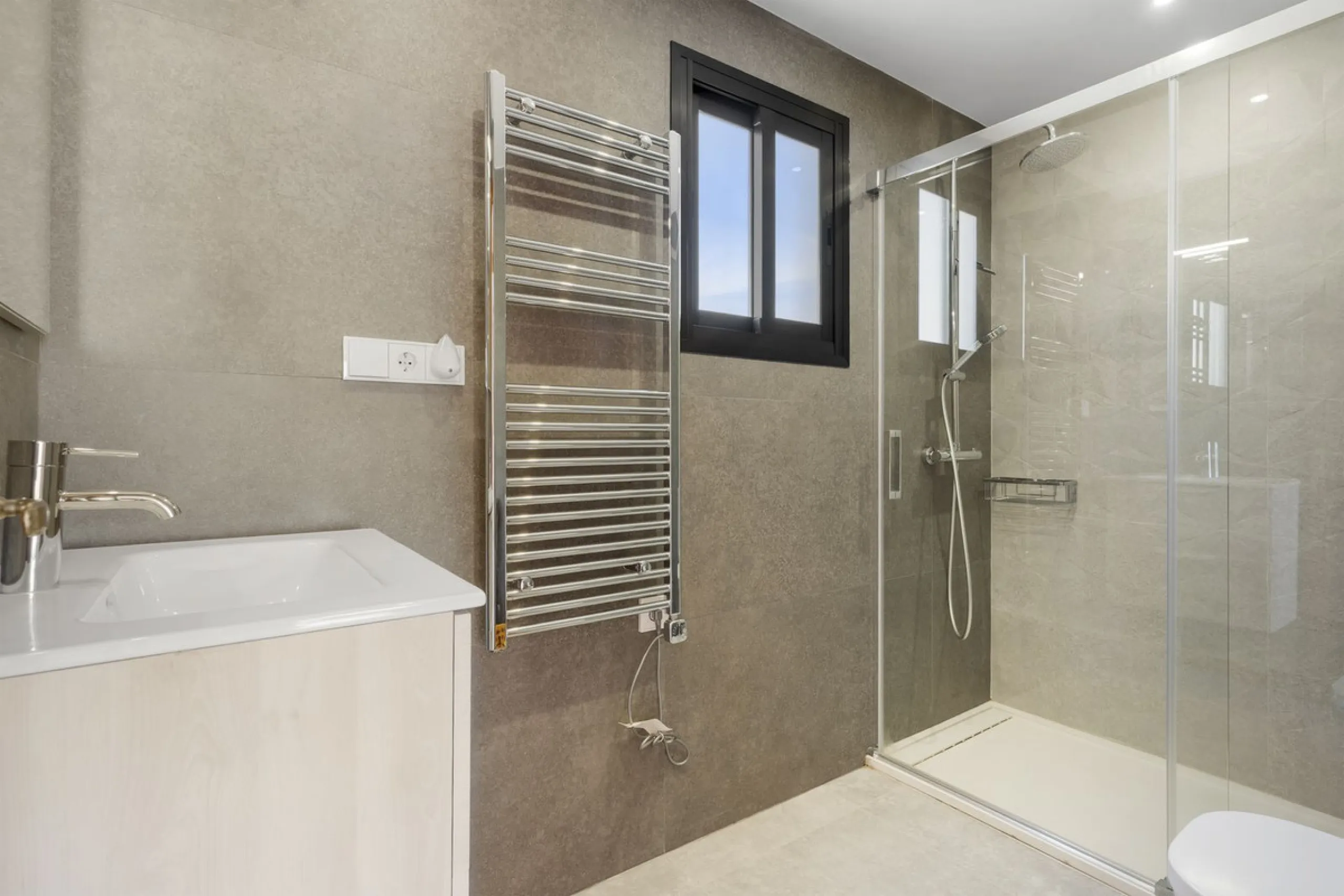 RECENTLY REDUCED FOR A QUICK SALE BY €50.000 !!