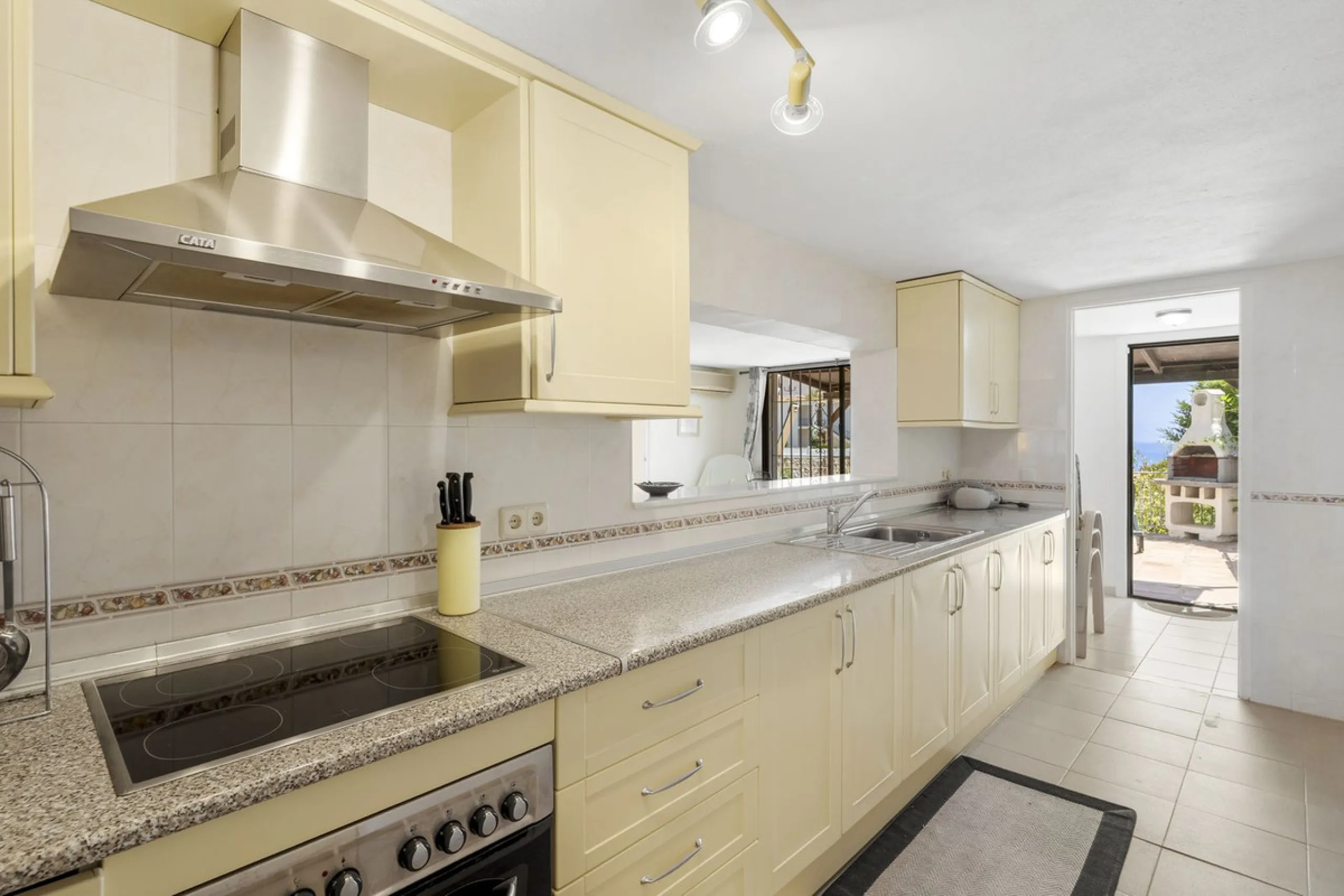 RECENTLY REDUCED FOR A QUICK SALE BY €50.000 !!