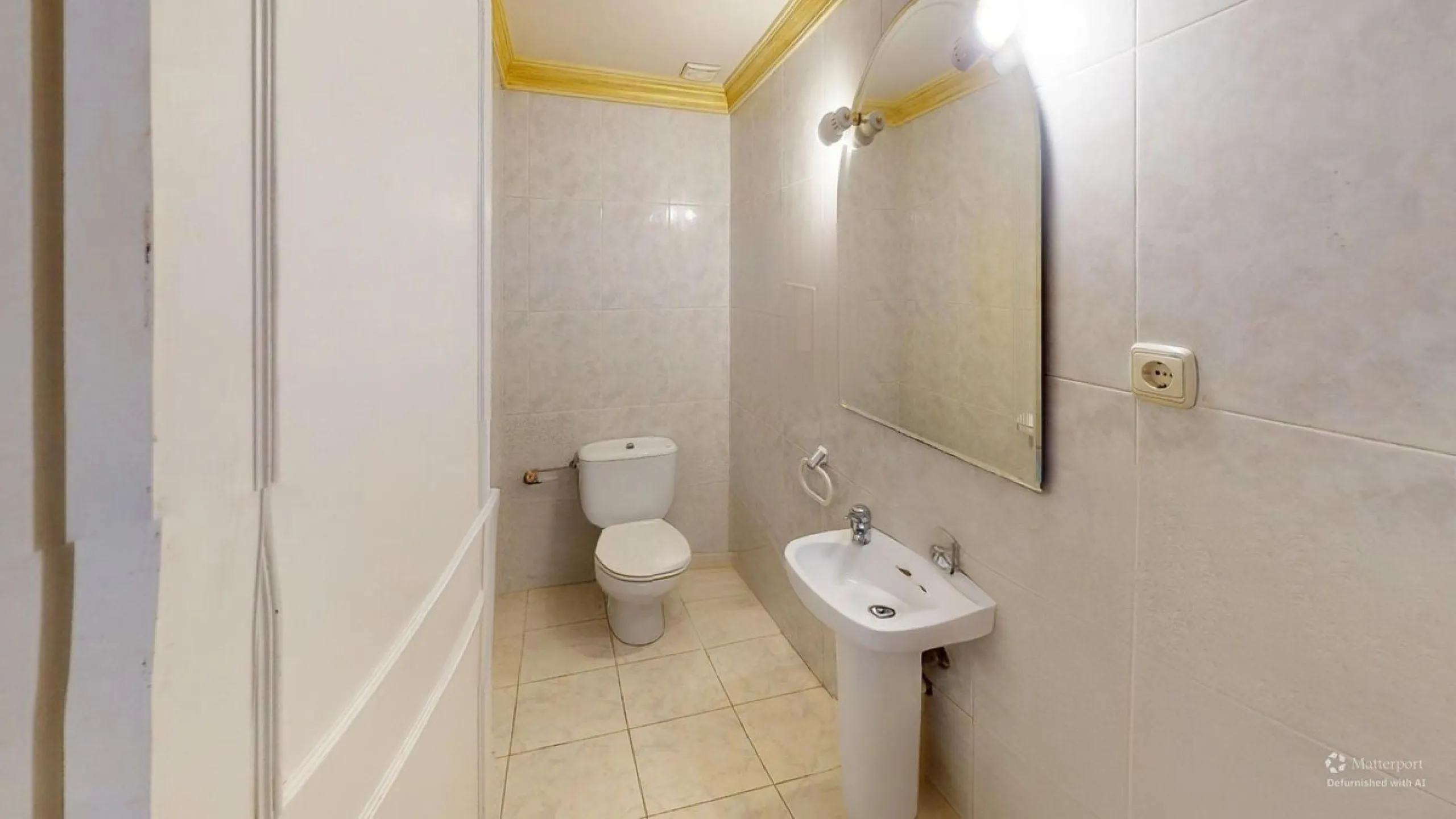 House - Detached Villa в продаже в Estepona, Málaga. В доме 4 спален и 4 ванных комнат. Площадь дома 194 м². Площадь участка 500 м²