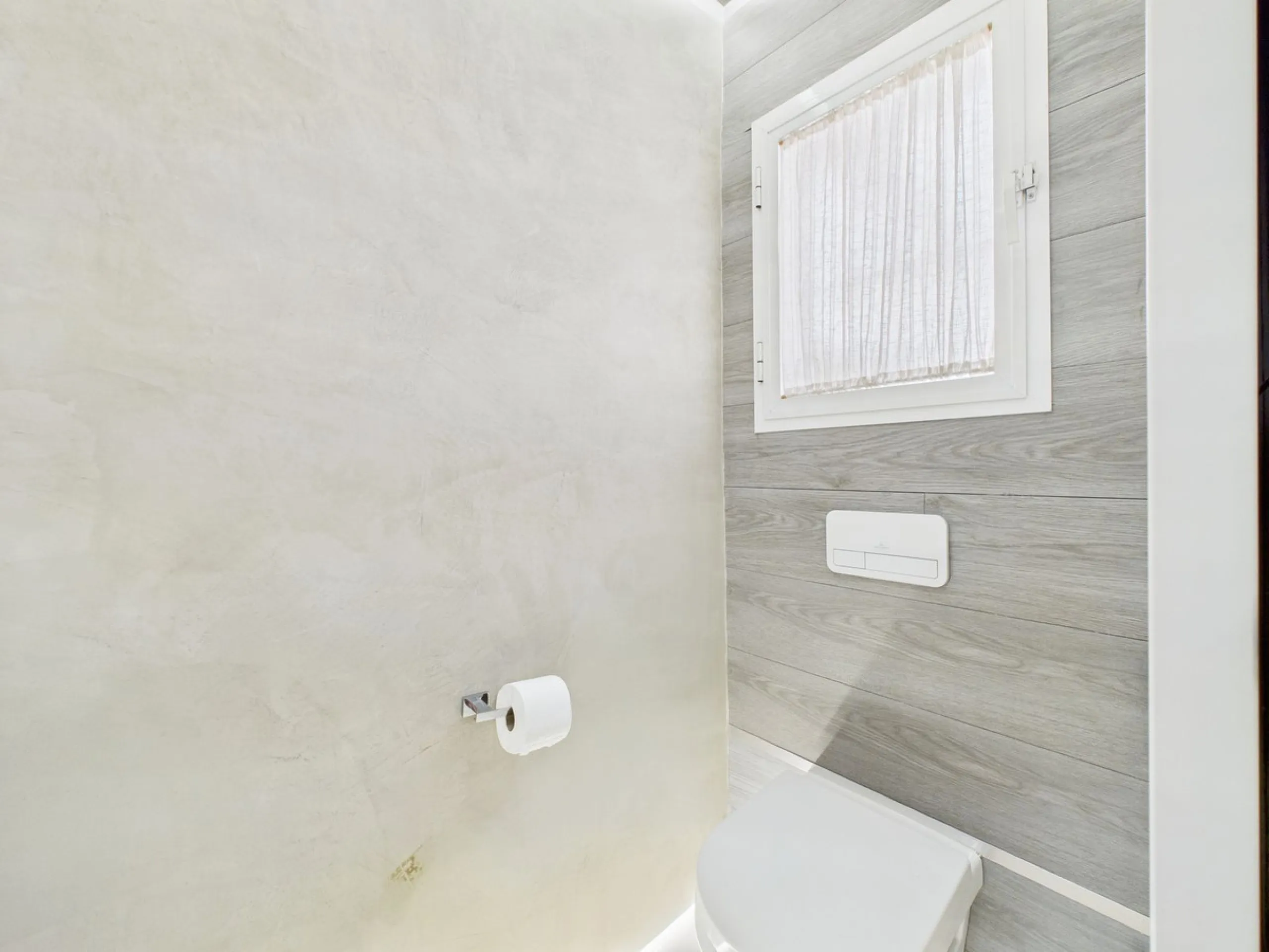 Charming 3-Bedroom Townhouse on the Edge of Estepona