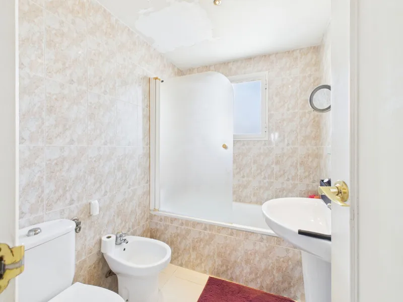 Charming 3-Bedroom Townhouse on the Edge of Estepona