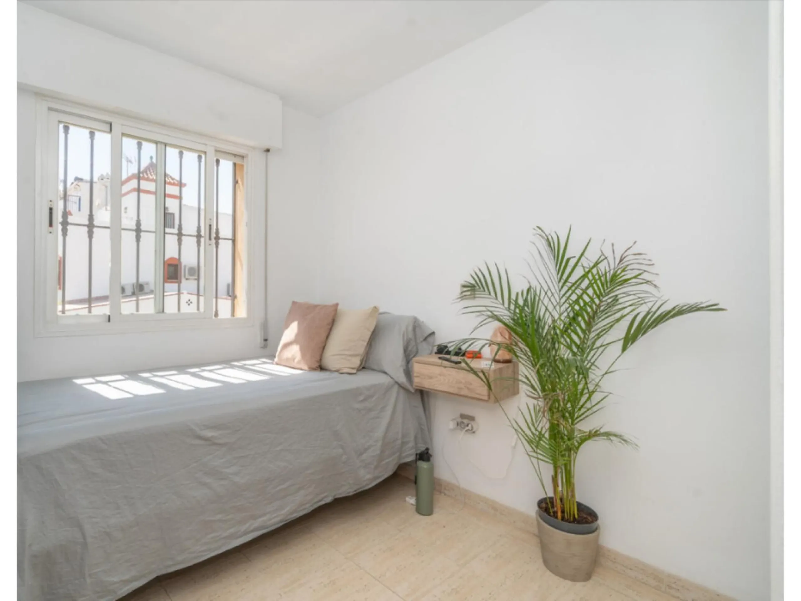 Charming 3-Bedroom Townhouse on the Edge of Estepona