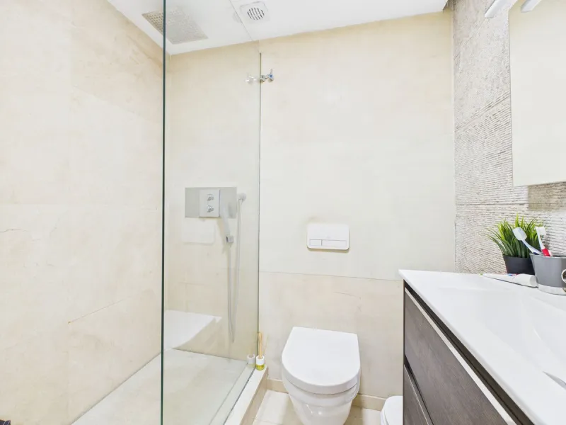 Charming 3-Bedroom Townhouse on the Edge of Estepona