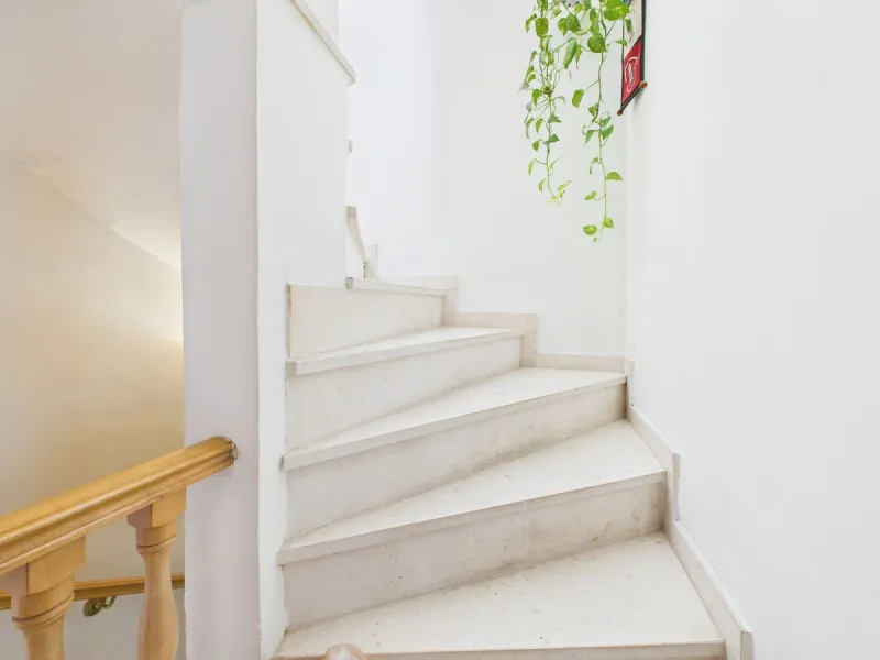 Charming 3-Bedroom Townhouse on the Edge of Estepona