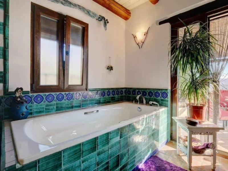 SUPERB RURAL HOME AND LIFESTYLE BUSINESS FOR SALE NEAR RONDA