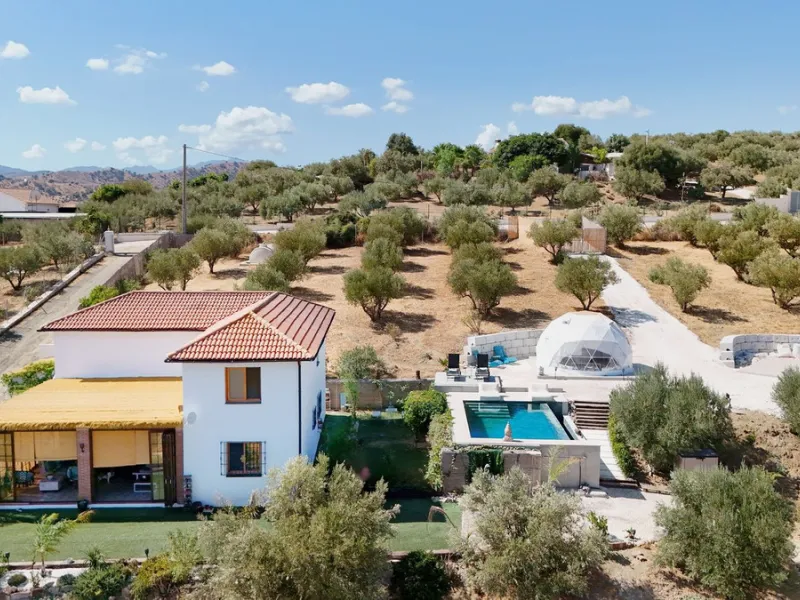 Charming Finca with AFO, salt water Pool & Prime Location in Coín