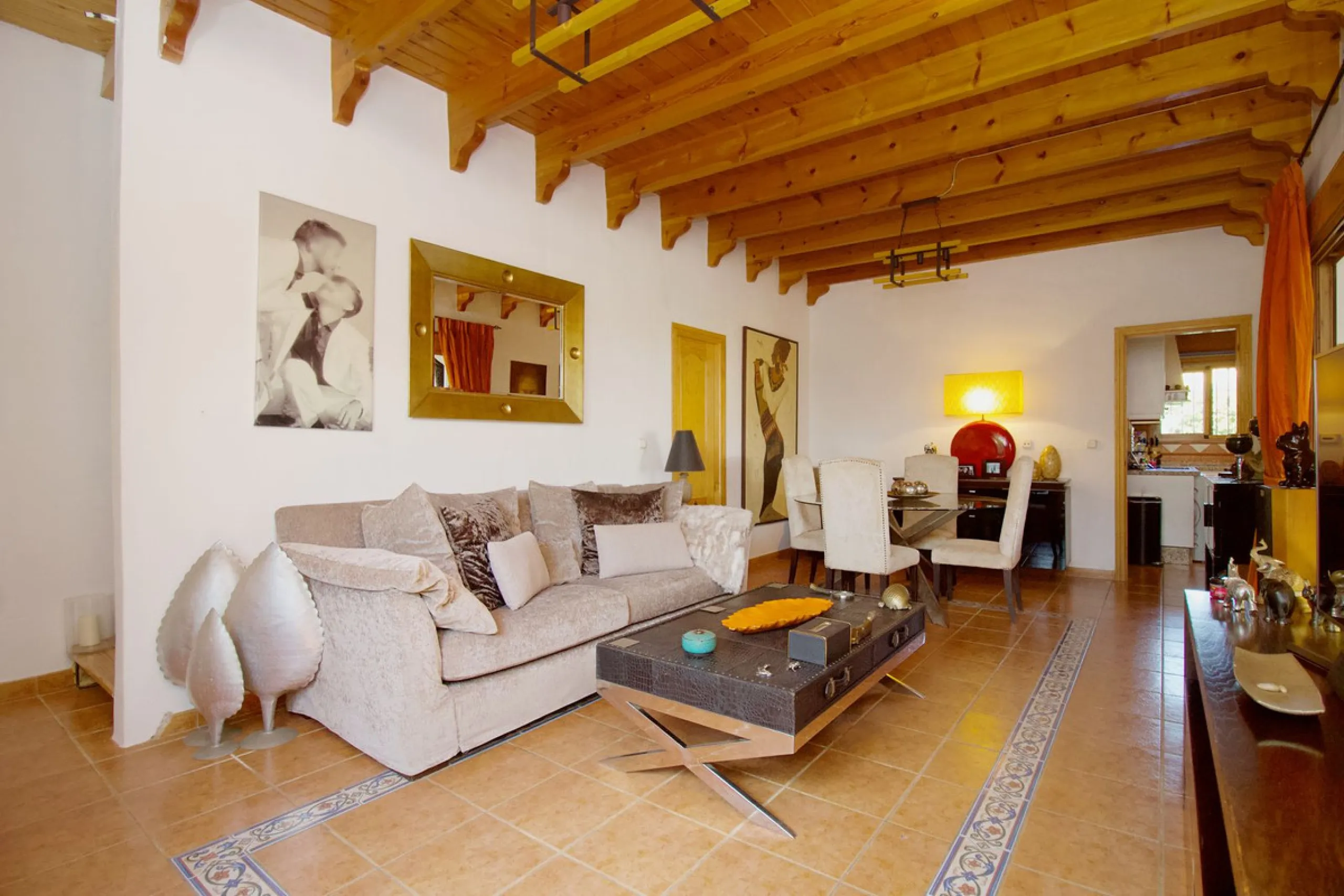 Charming Finca with AFO, salt water Pool & Prime Location in Coín