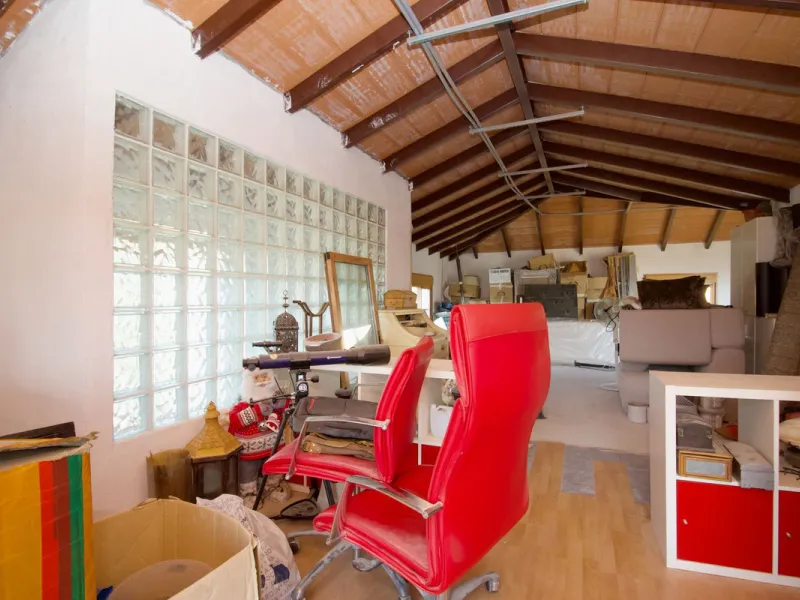 Charming Finca with AFO, salt water Pool & Prime Location in Coín