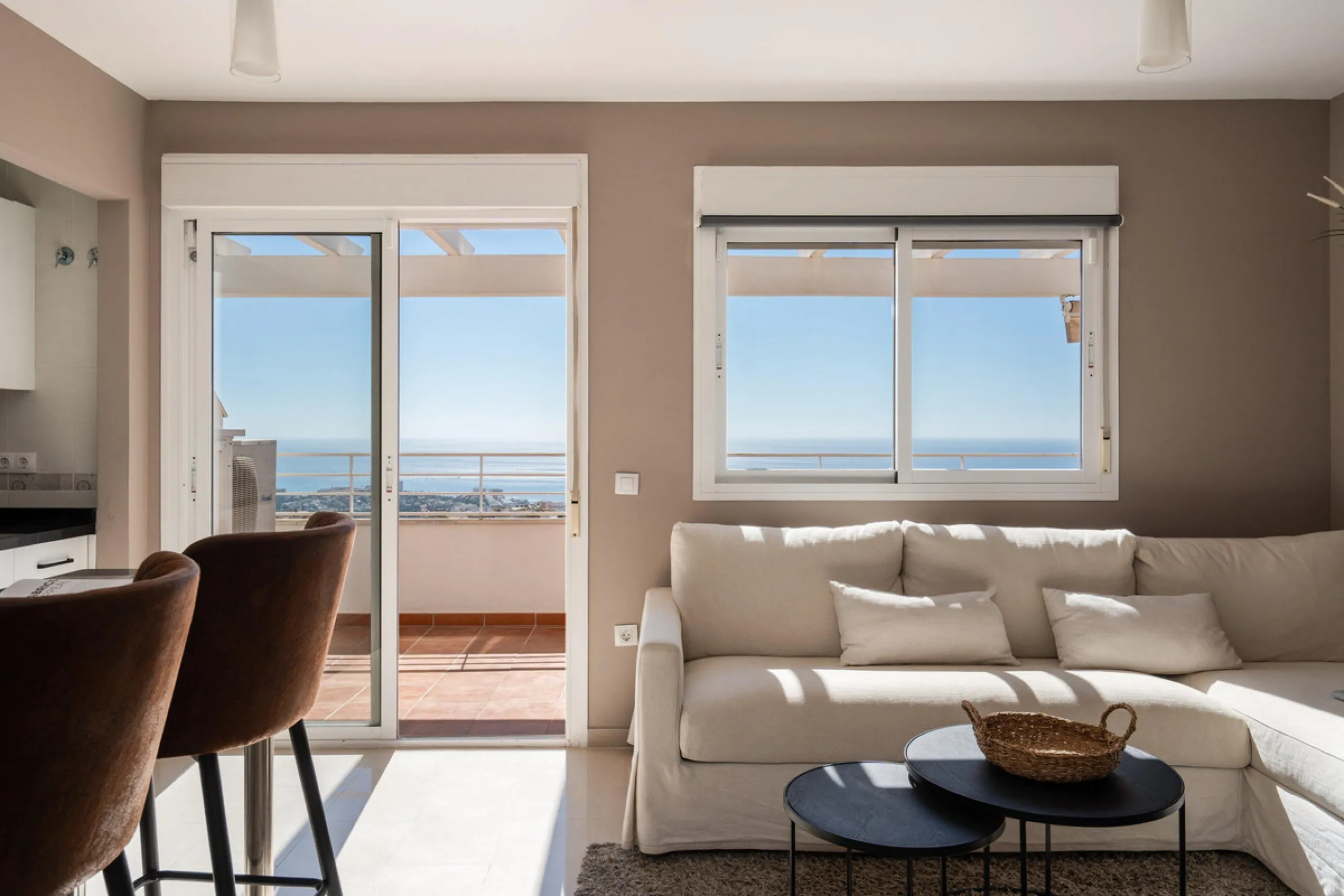 Apartment - Penthouse в продаже в Benalmadena, Málaga. В доме 2 спален и 1 ванных комнат. Площадь дома 52 м²