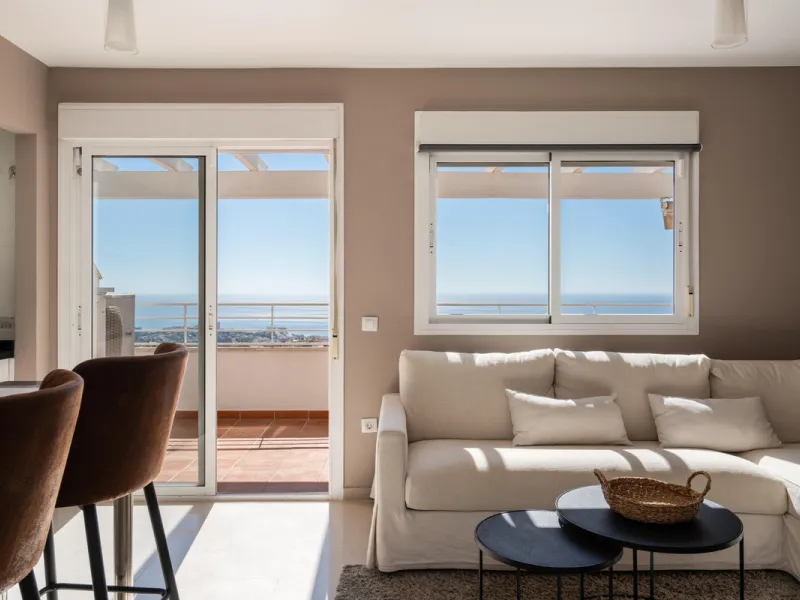 Apartment - Penthouse в продаже в Benalmadena, Málaga. В доме 2 спален и 1 ванных комнат. Площадь дома 52 м²