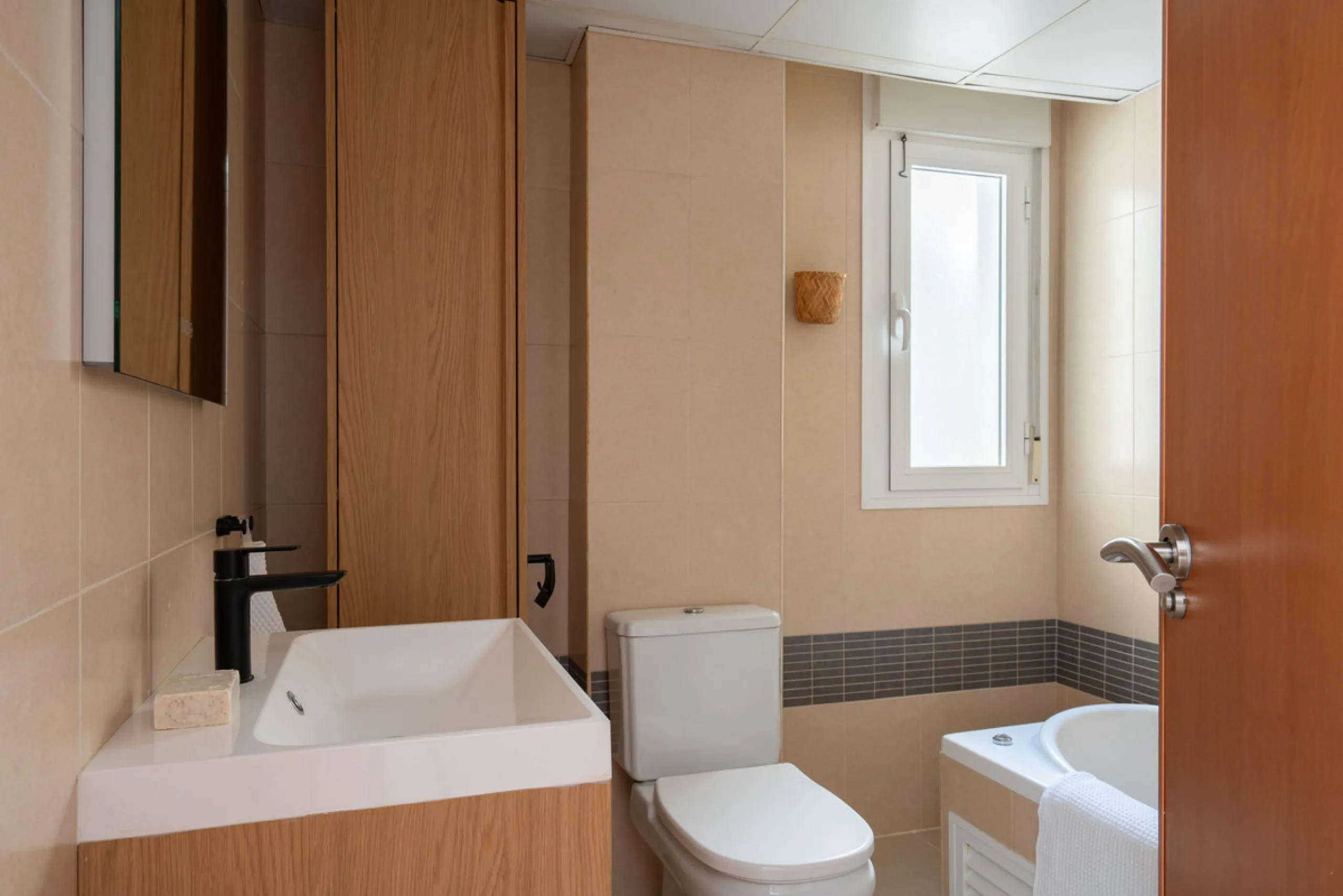 Apartment - Penthouse в продаже в Benalmadena, Málaga. В доме 2 спален и 1 ванных комнат. Площадь дома 52 м²
