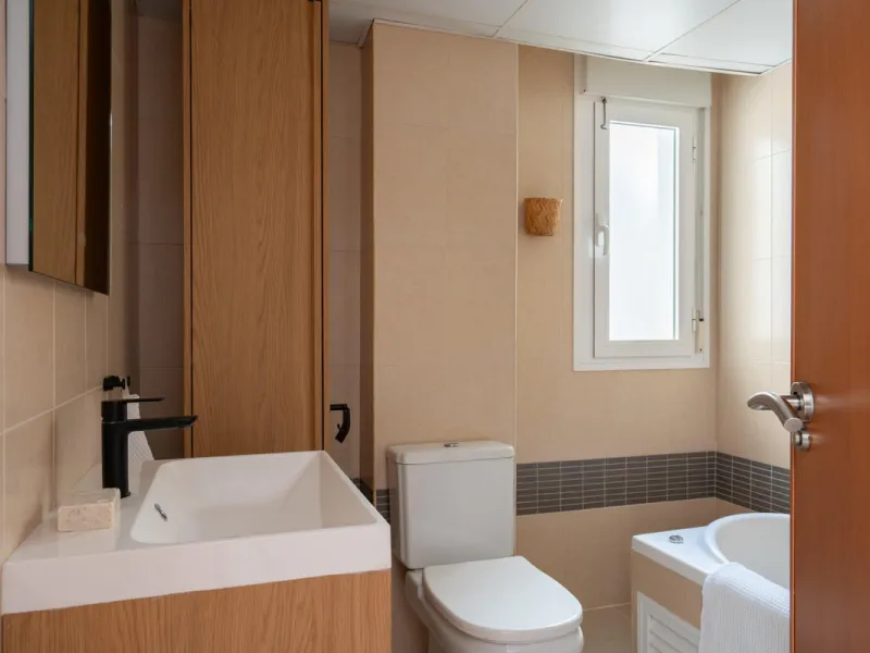 Apartment - Penthouse в продаже в Benalmadena, Málaga. В доме 2 спален и 1 ванных комнат. Площадь дома 52 м²