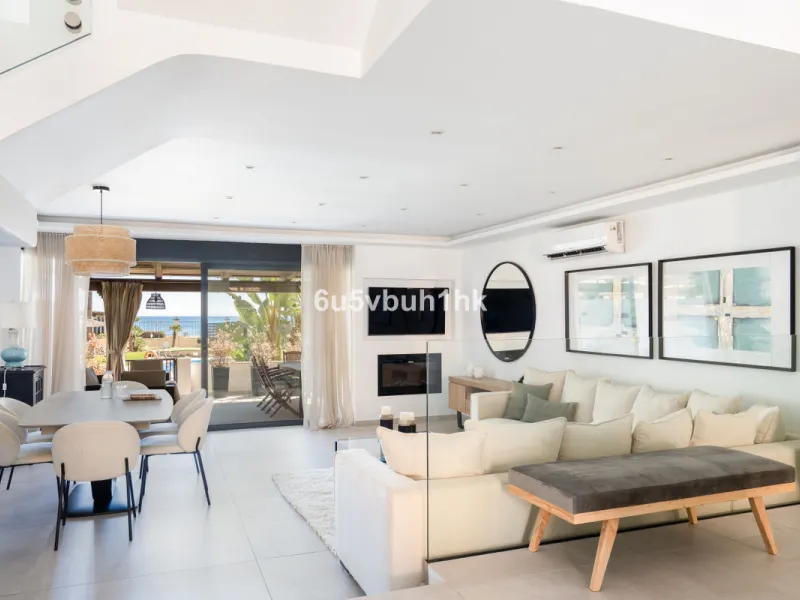 House - Townhouse в продаже в Casares, Málaga. В доме 3 спален и 3 ванных комнат. Площадь дома 167 м². Площадь участка 103 м²