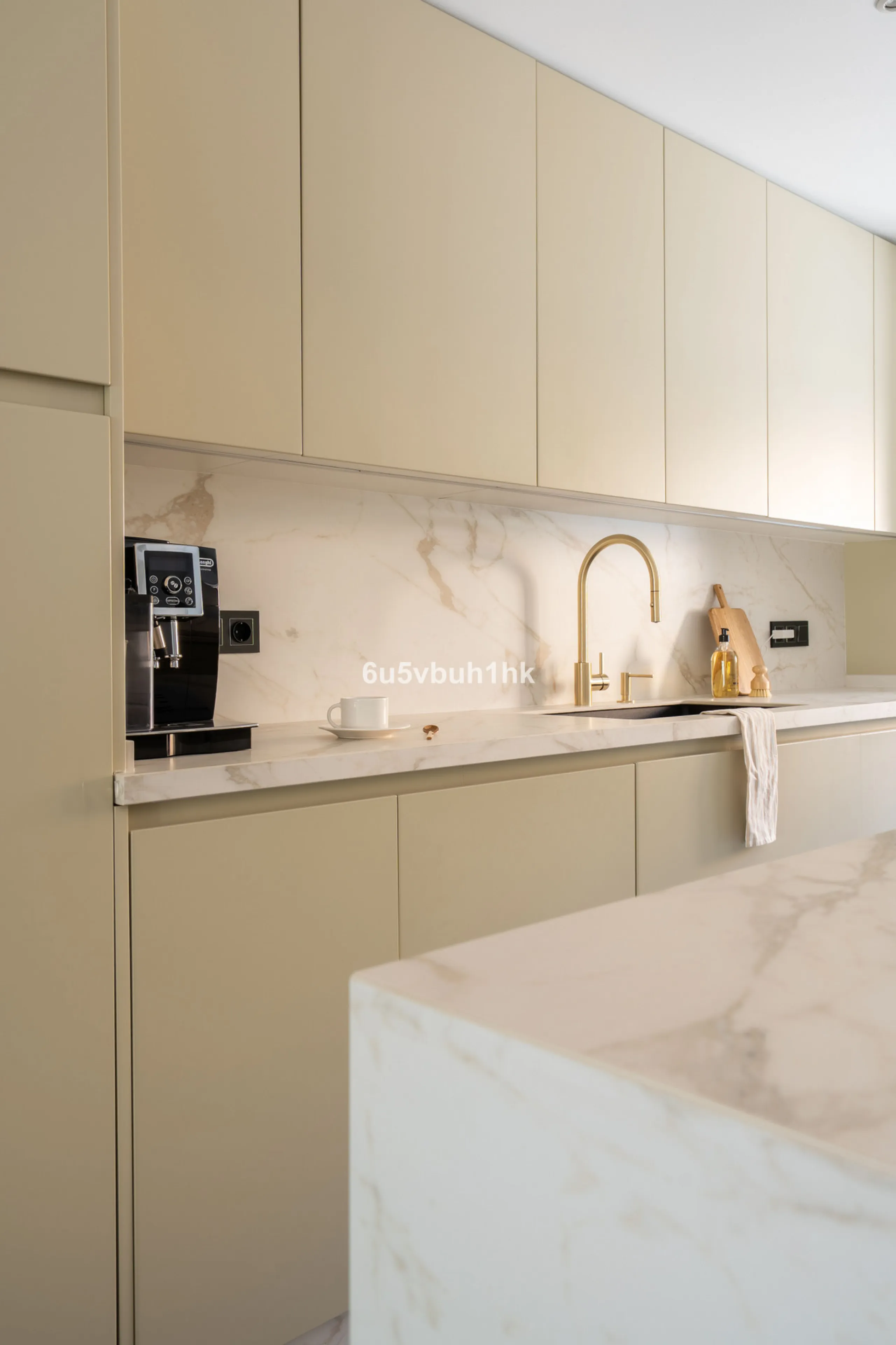 House - Townhouse в продаже в Casares, Málaga. В доме 3 спален и 3 ванных комнат. Площадь дома 167 м². Площадь участка 103 м²