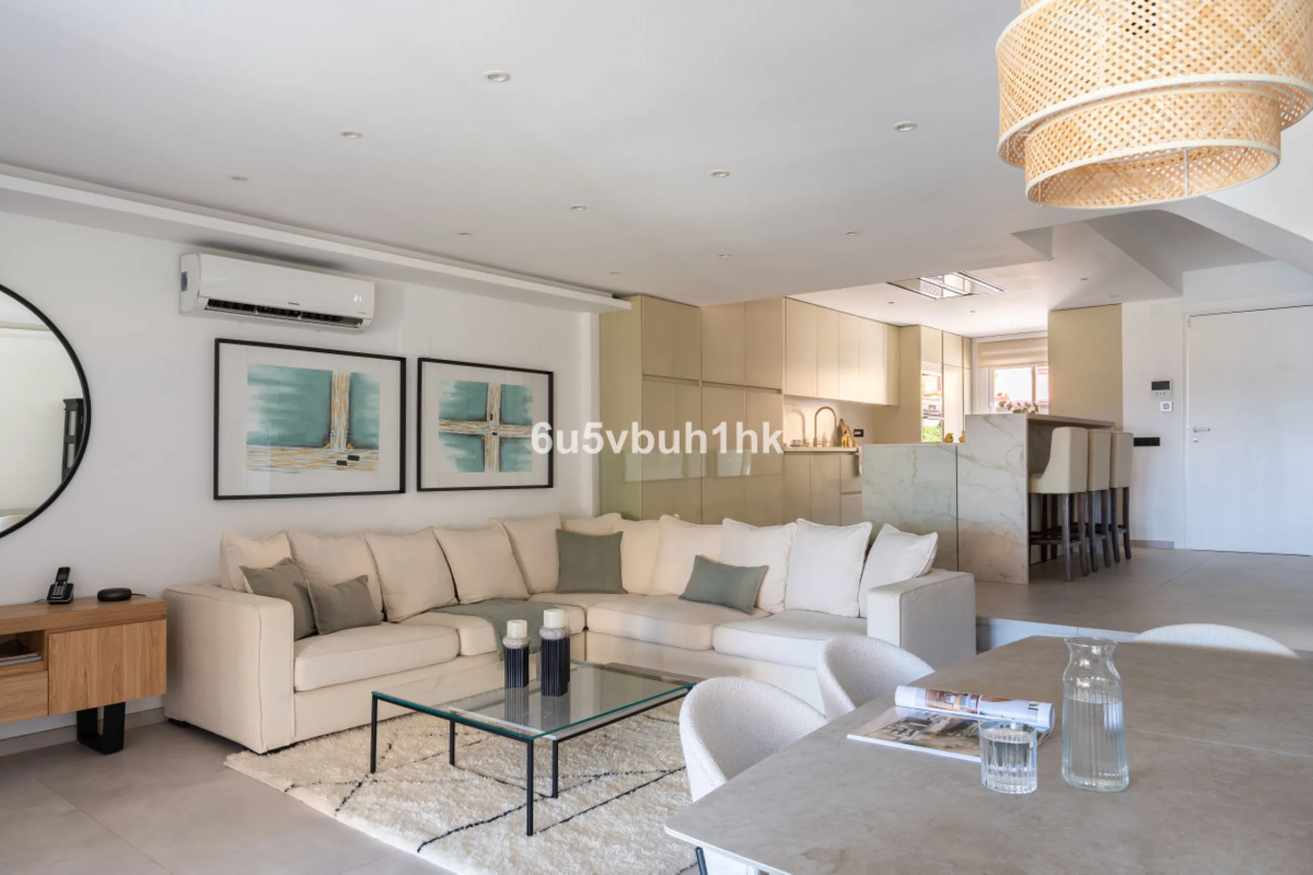 House - Townhouse в продаже в Casares, Málaga. В доме 3 спален и 3 ванных комнат. Площадь дома 167 м². Площадь участка 103 м²