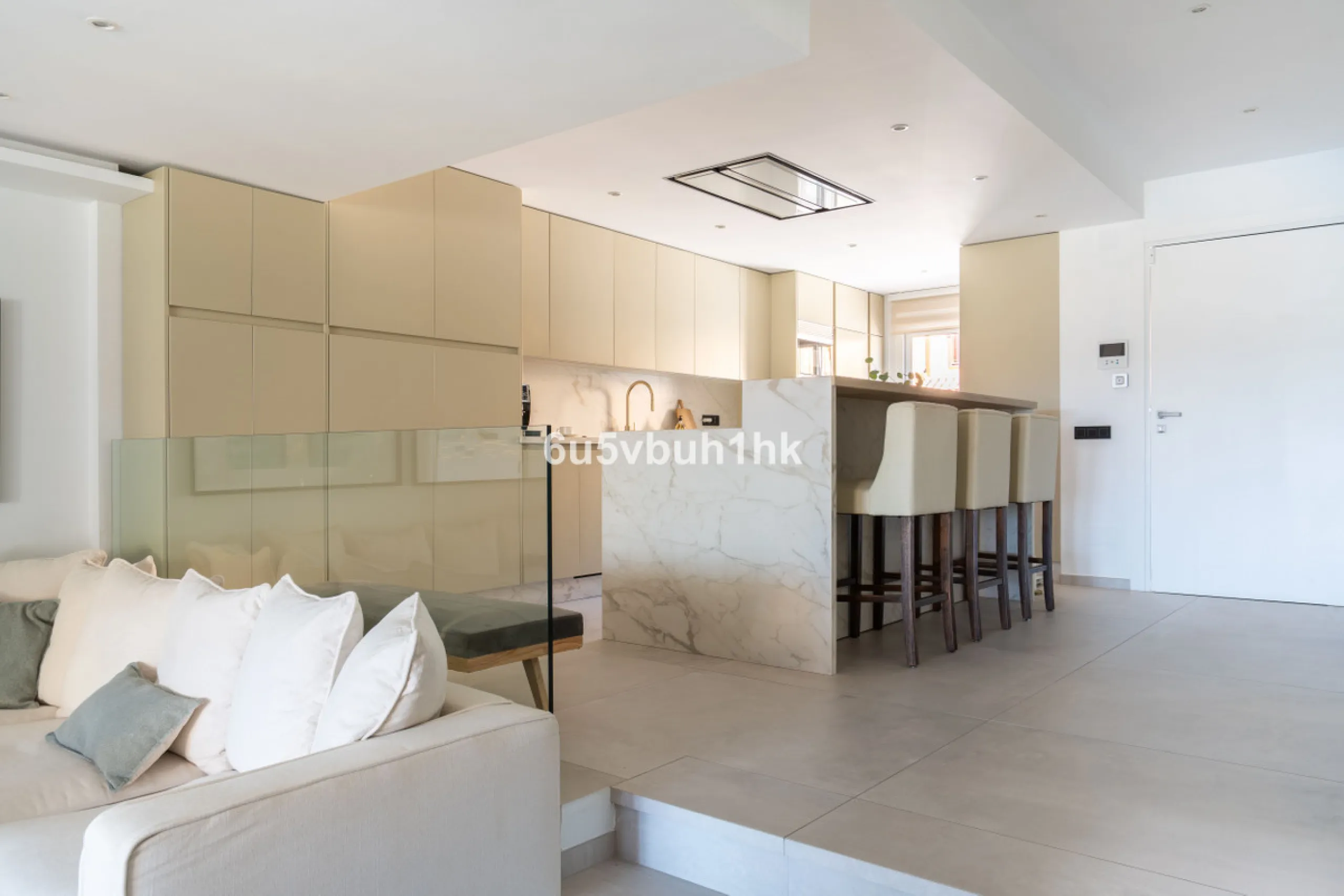 House - Townhouse в продаже в Casares, Málaga. В доме 3 спален и 3 ванных комнат. Площадь дома 167 м². Площадь участка 103 м²