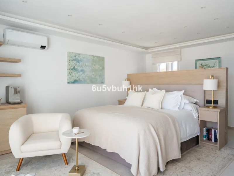 House - Townhouse в продаже в Casares, Málaga. В доме 3 спален и 3 ванных комнат. Площадь дома 167 м². Площадь участка 103 м²