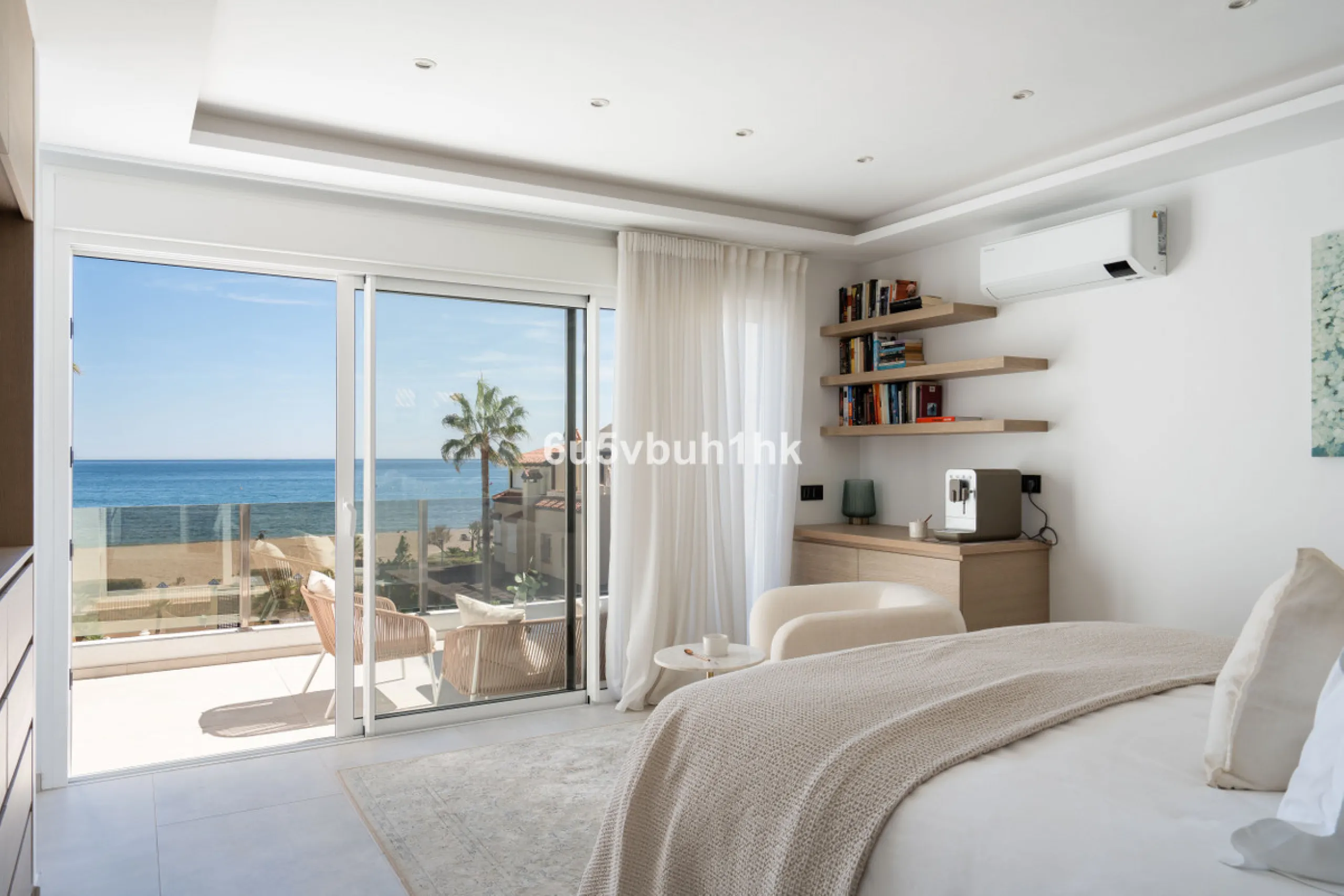 House - Townhouse в продаже в Casares, Málaga. В доме 3 спален и 3 ванных комнат. Площадь дома 167 м². Площадь участка 103 м²