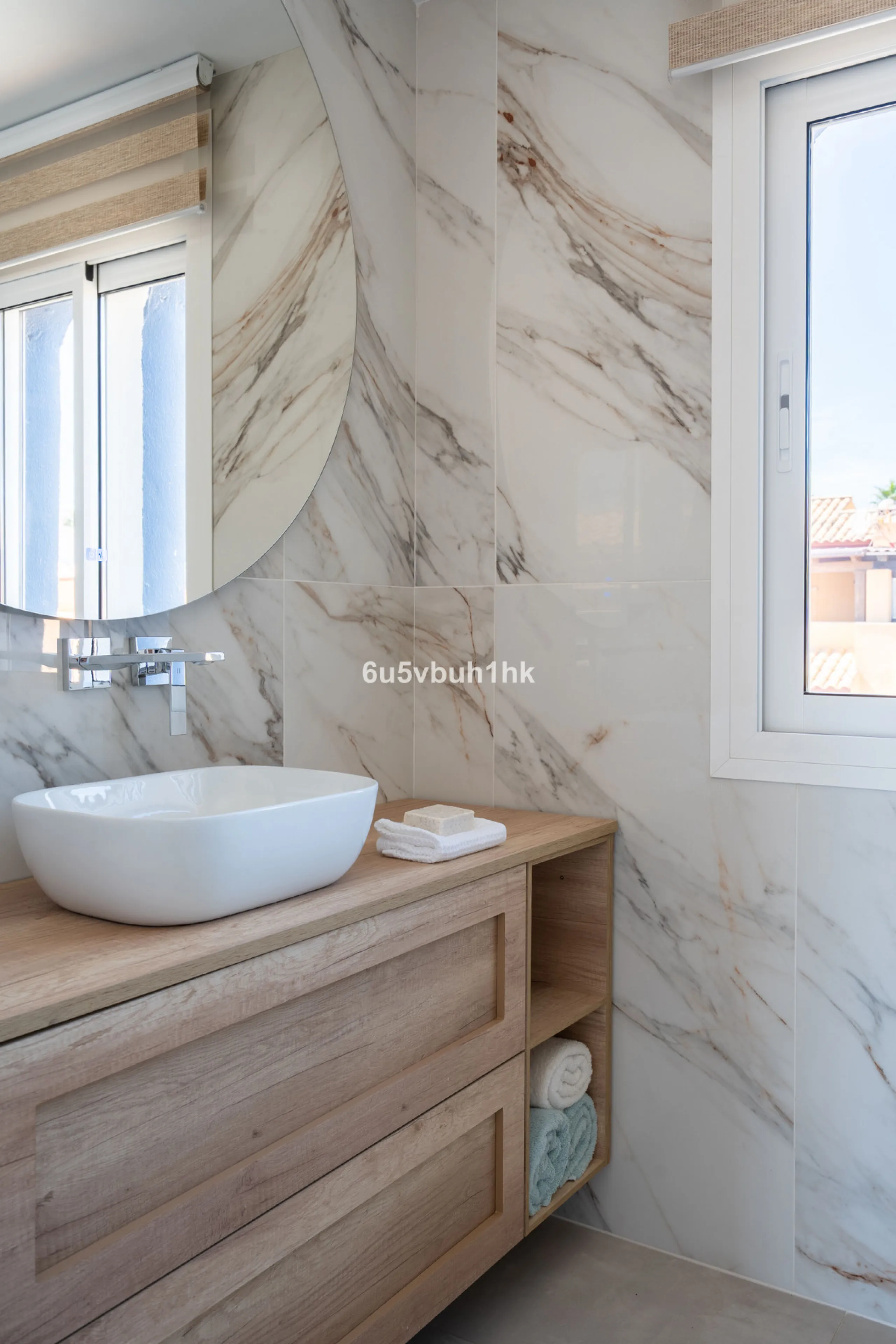 House - Townhouse в продаже в Casares, Málaga. В доме 3 спален и 3 ванных комнат. Площадь дома 167 м². Площадь участка 103 м²