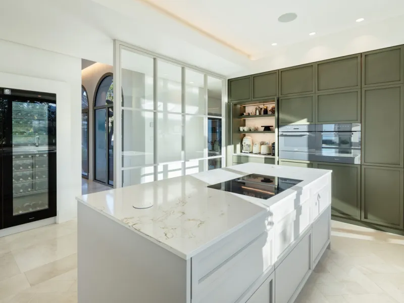 Villa Aguila is a remarkable villa for sale in Monte Halcones, Benahavís, offering a refined balance of modern elegance and timeless Andalusian character. Fully renovated in 2022, this three-story residence combines complete privacy with excellent connect