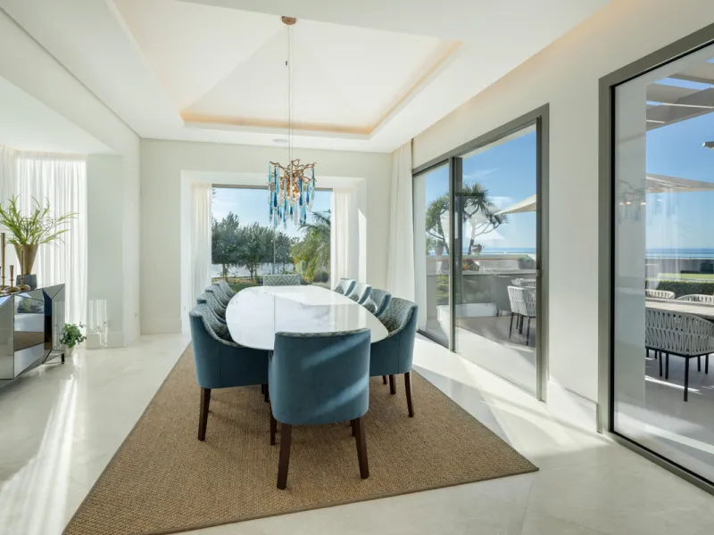 Villa Aguila is a remarkable villa for sale in Monte Halcones, Benahavís, offering a refined balance of modern elegance and timeless Andalusian character. Fully renovated in 2022, this three-story residence combines complete privacy with excellent connect