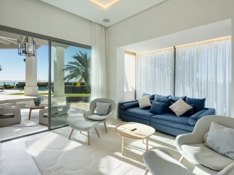Villa Aguila is a remarkable villa for sale in Monte Halcones, Benahavís, offering a refined balance of modern elegance and timeless Andalusian character. Fully renovated in 2022, this three-story residence combines complete privacy with excellent connect