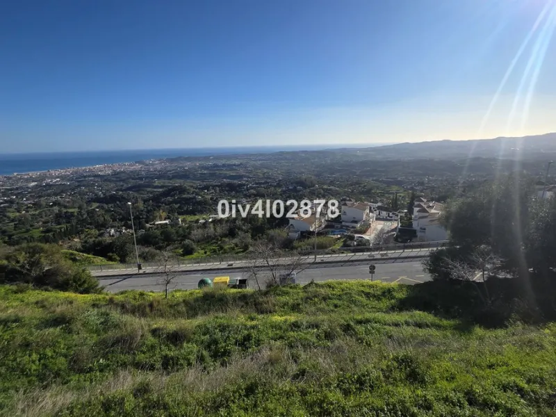 Plot - Residential Plot в продаже в Mijas, Málaga. Площадь участка 3676 м²