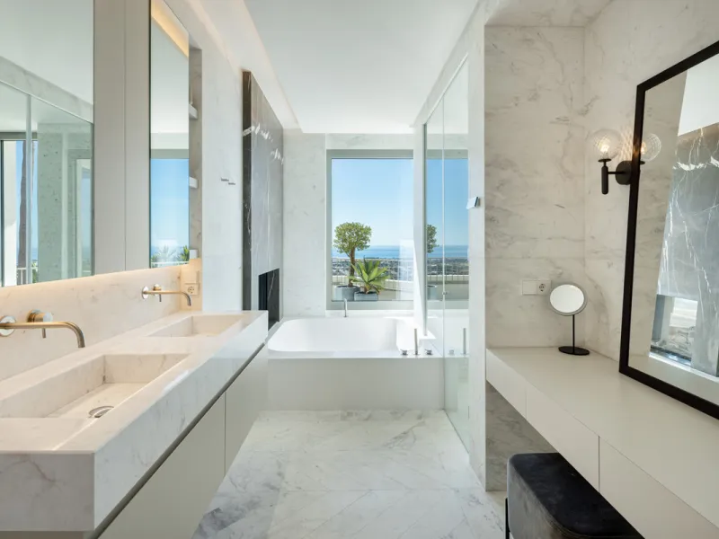 Villa Aguila is a remarkable villa for sale in Monte Halcones, Benahavís, offering a refined balance of modern elegance and timeless Andalusian character. Fully renovated in 2022, this three-story residence combines complete privacy with excellent connect