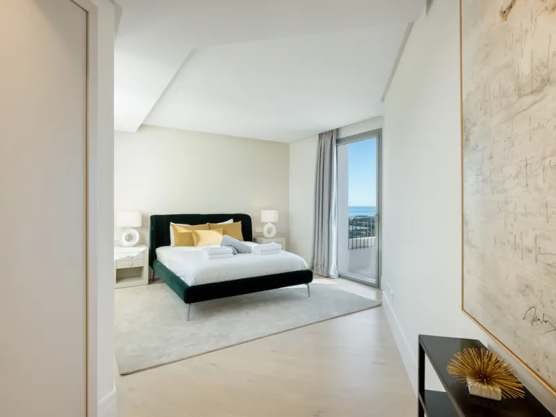 Villa Aguila is a remarkable villa for sale in Monte Halcones, Benahavís, offering a refined balance of modern elegance and timeless Andalusian character. Fully renovated in 2022, this three-story residence combines complete privacy with excellent connect