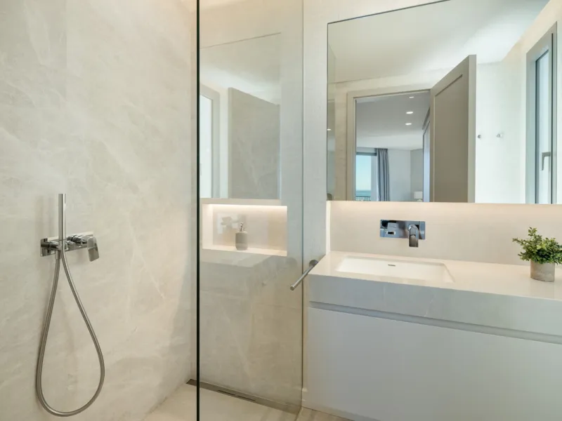 Villa Aguila is a remarkable villa for sale in Monte Halcones, Benahavís, offering a refined balance of modern elegance and timeless Andalusian character. Fully renovated in 2022, this three-story residence combines complete privacy with excellent connect