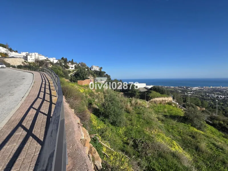 Plot - Residential Plot в продаже в Mijas, Málaga. Площадь участка 3676 м²